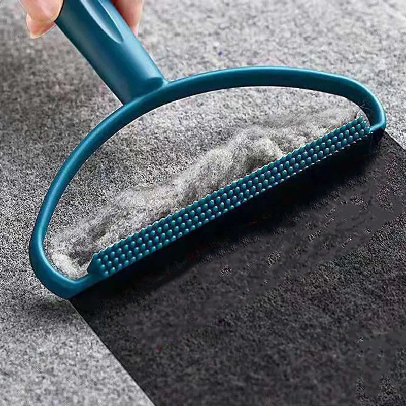 Portable Pet Hair & Lint Remover Brush – Manual Fabric Cleaner Tool